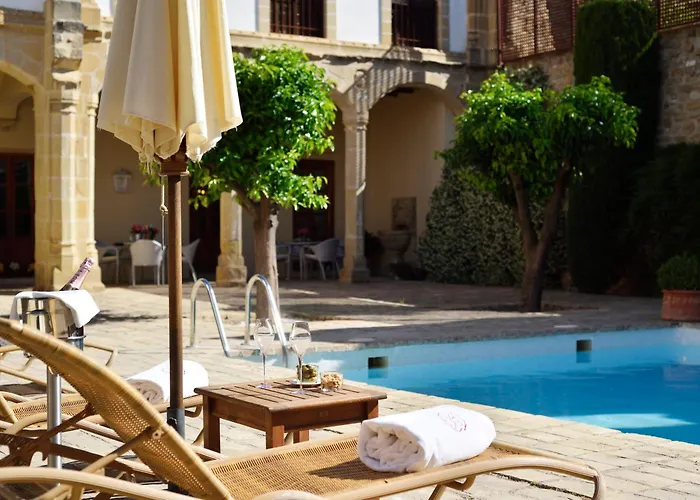 Hotel Puerta de la Luna